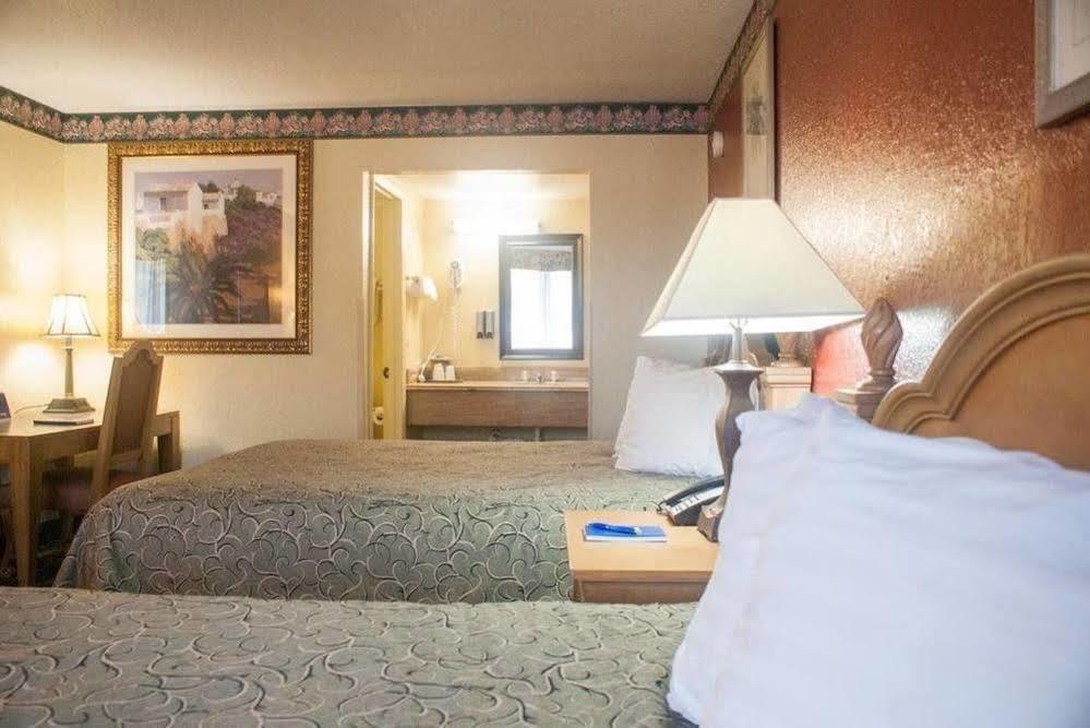 Polynesian Inn Saint Cloud Luaran gambar